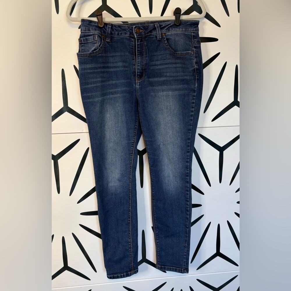 D Jeans Dark Blue Skinny Distressed Jeans – Size 8P